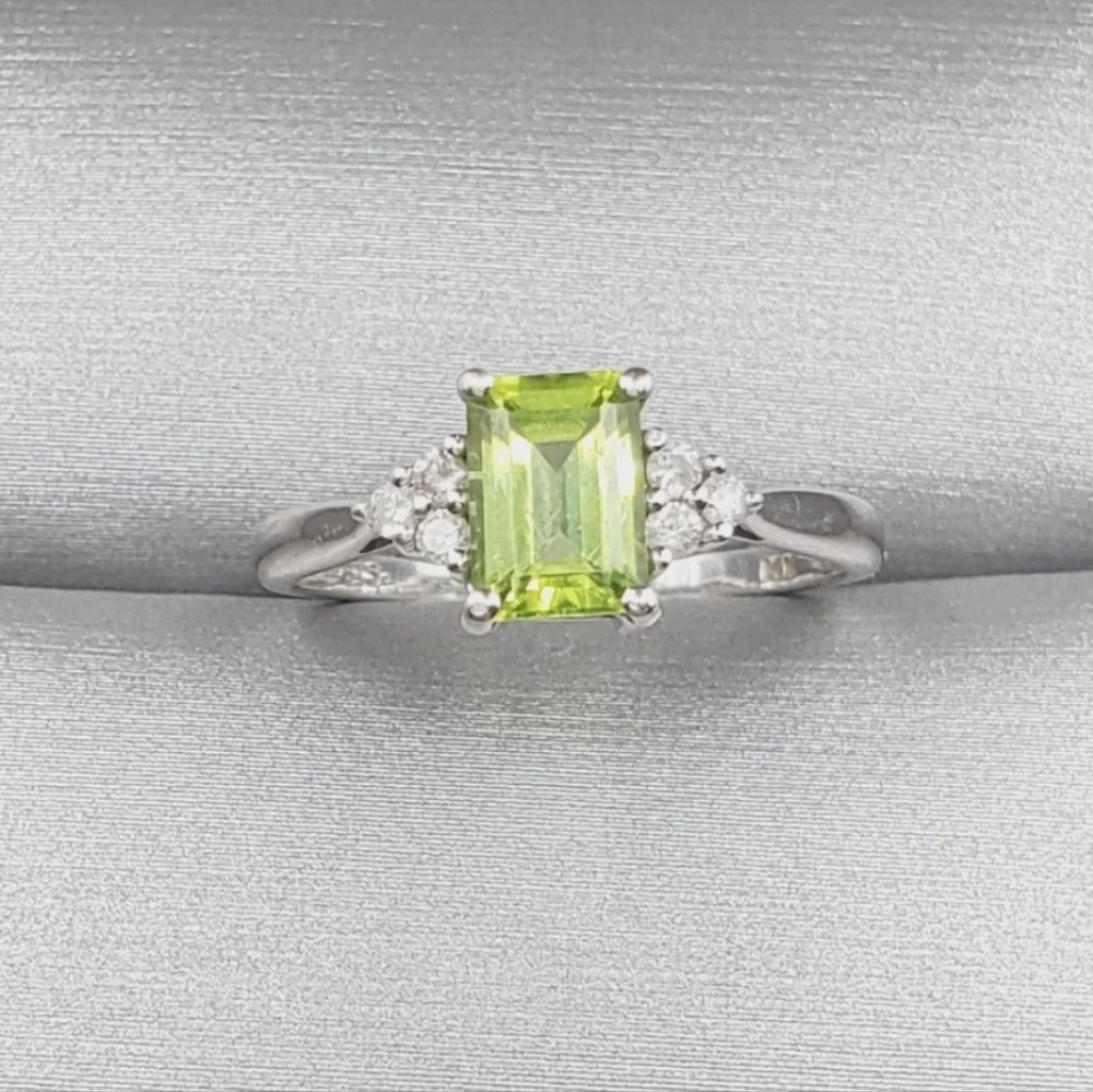 14k Ring - Picture 3 of 3